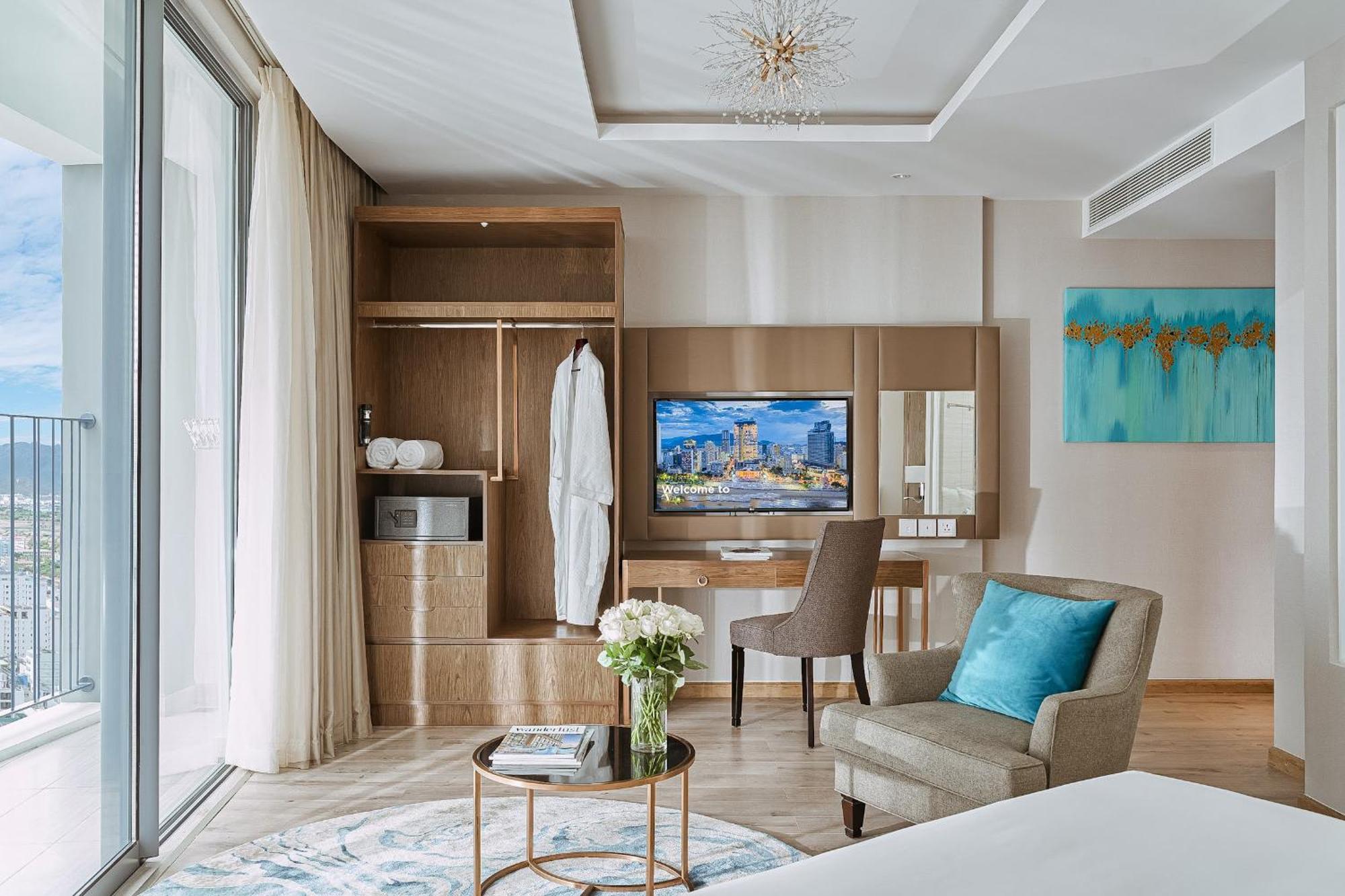 Coastal Panorama Oceanfront Suites Nha Trang Luaran gambar