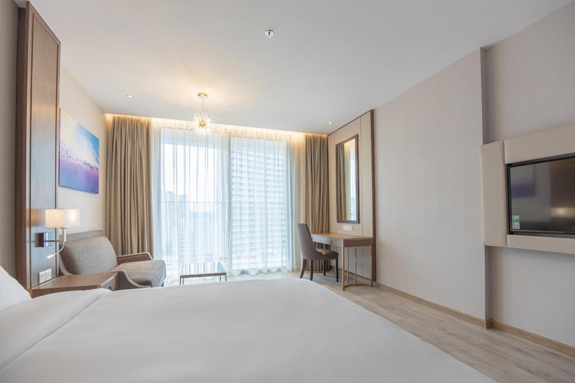 Coastal Panorama Oceanfront Suites Nha Trang Luaran gambar
