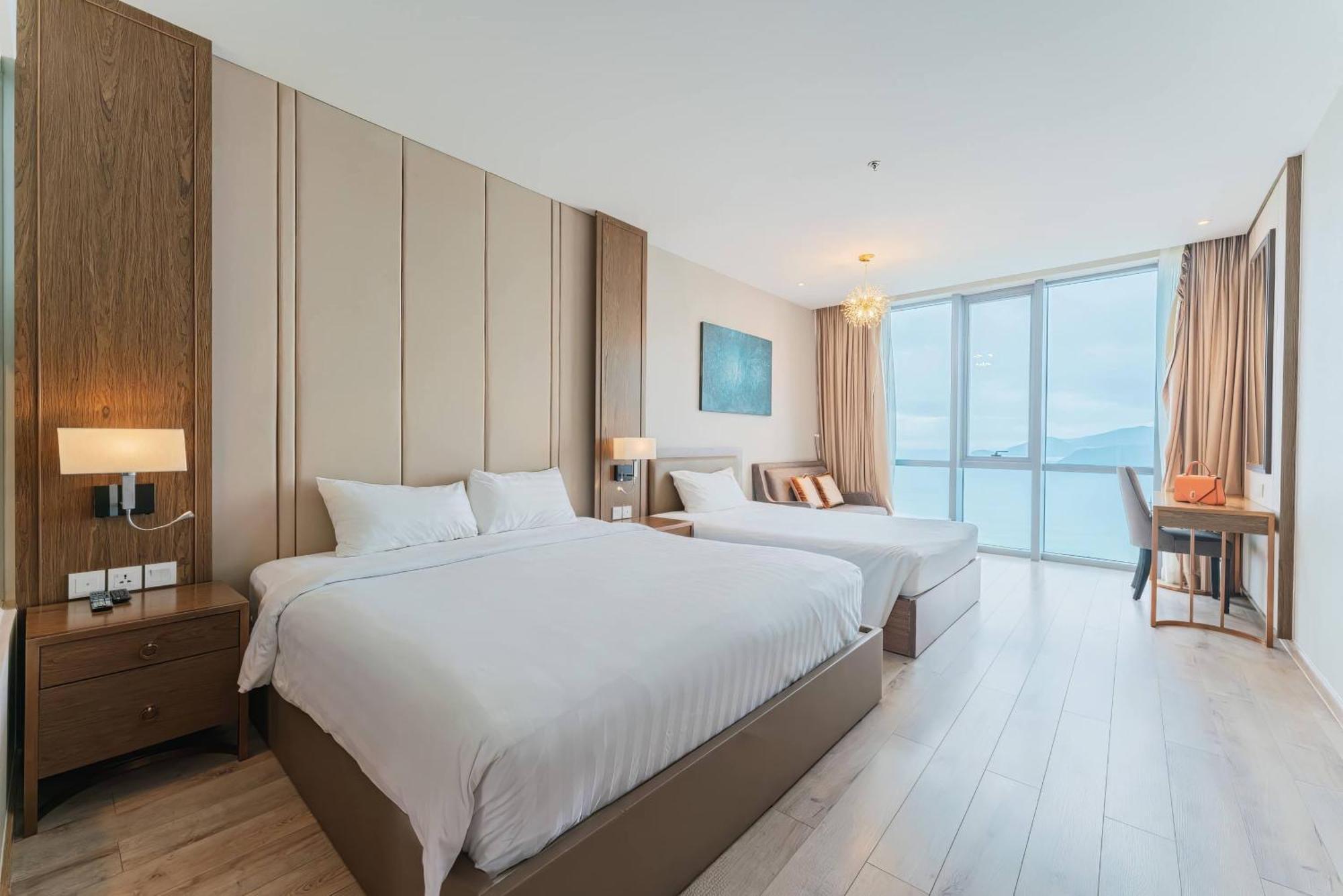 Coastal Panorama Oceanfront Suites Nha Trang Luaran gambar