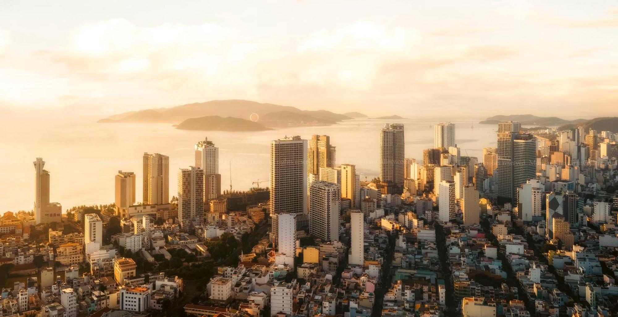 Coastal Panorama Oceanfront Suites Nha Trang Luaran gambar