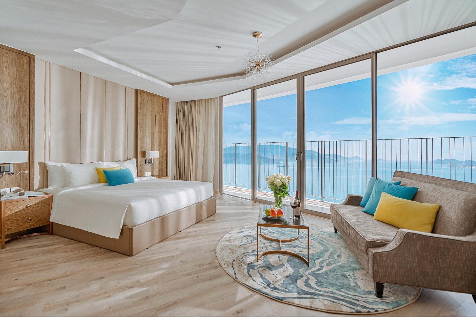 Coastal Panorama Oceanfront Suites Nha Trang Luaran gambar